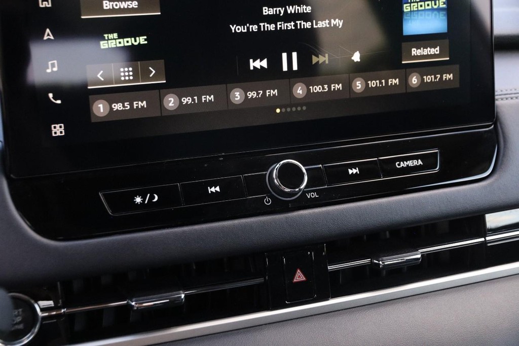 Mitsubishi Outlander Vehicle Full-screen Gallery Image 20