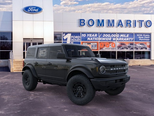 Ford Bronco Vehicle Full-screen Gallery Image 7
