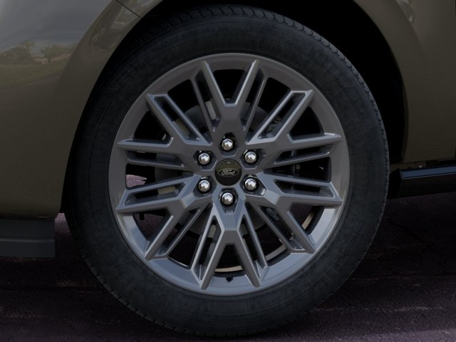 Ford Expedition Vehicle Full-screen Gallery Image 19