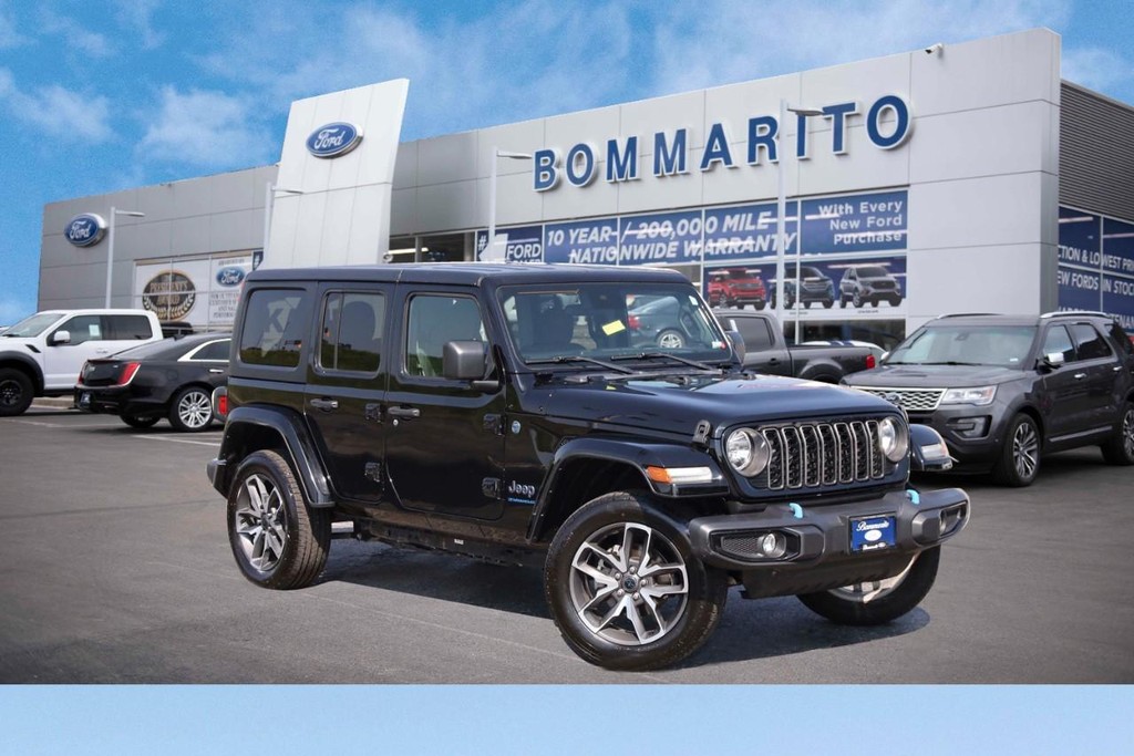 Jeep Wrangler 4xe Vehicle Full-screen Gallery Image 6
