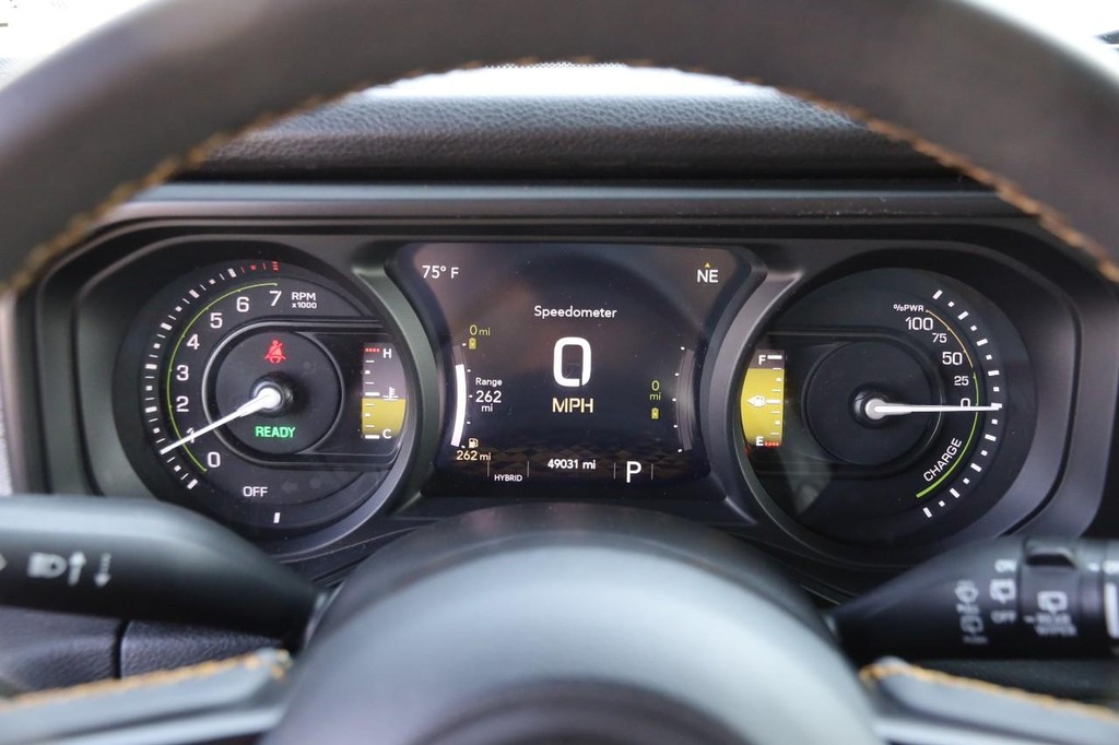 Jeep Wrangler 4xe Vehicle Full-screen Gallery Image 14