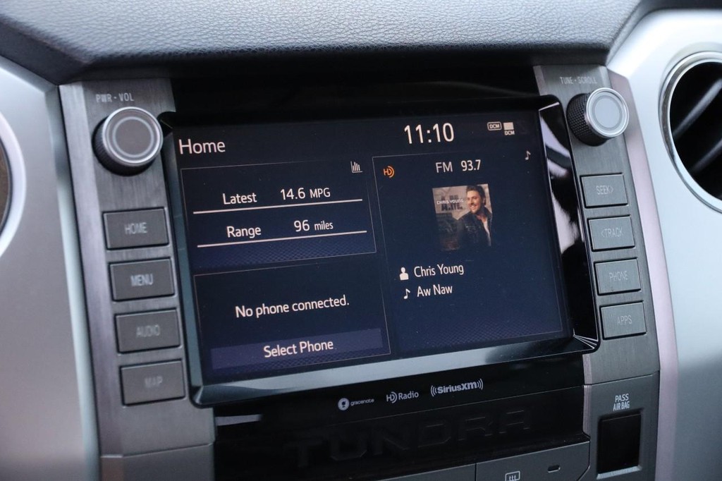 Toyota Tundra 4WD Vehicle Full-screen Gallery Image 17