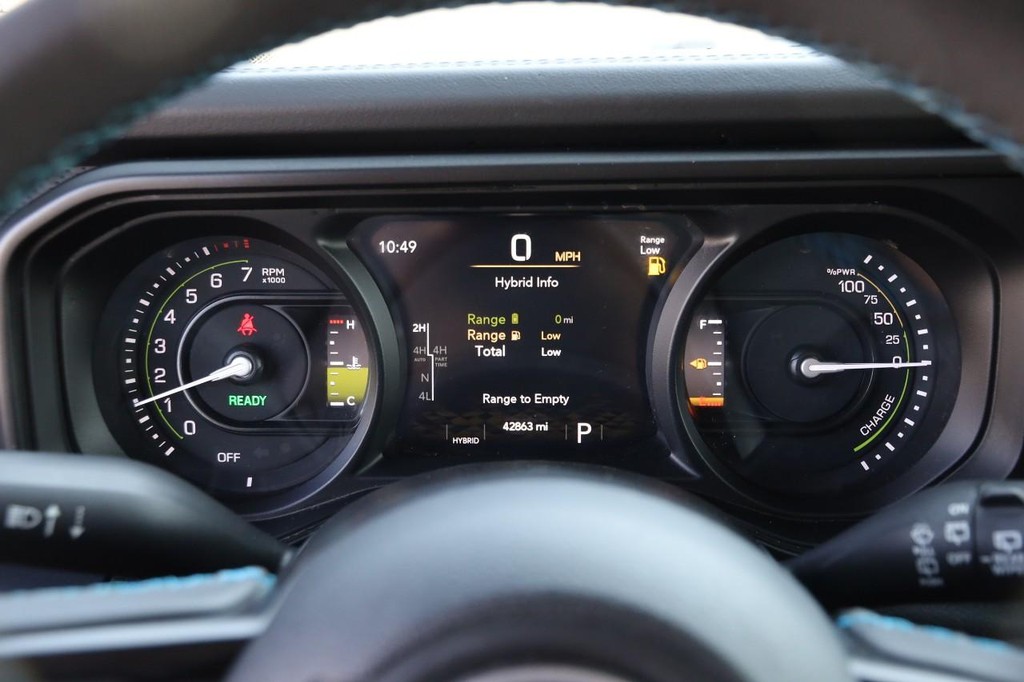 Jeep Wrangler 4xe Vehicle Image 13