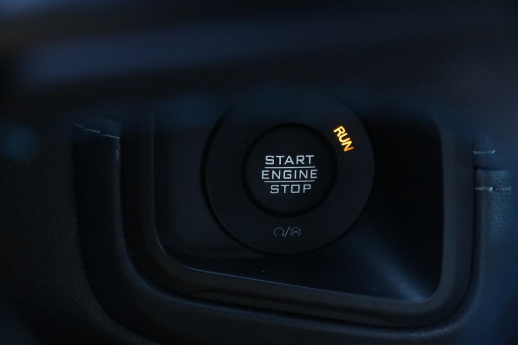 Jeep Wrangler 4xe Vehicle Image 14