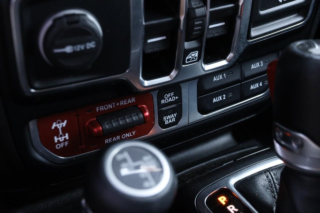Jeep Wrangler 4xe Vehicle Image 19