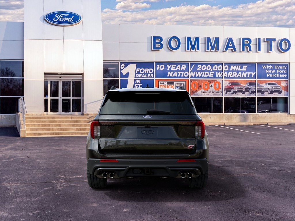 Ford Explorer Vehicle Full-screen Gallery Image 7