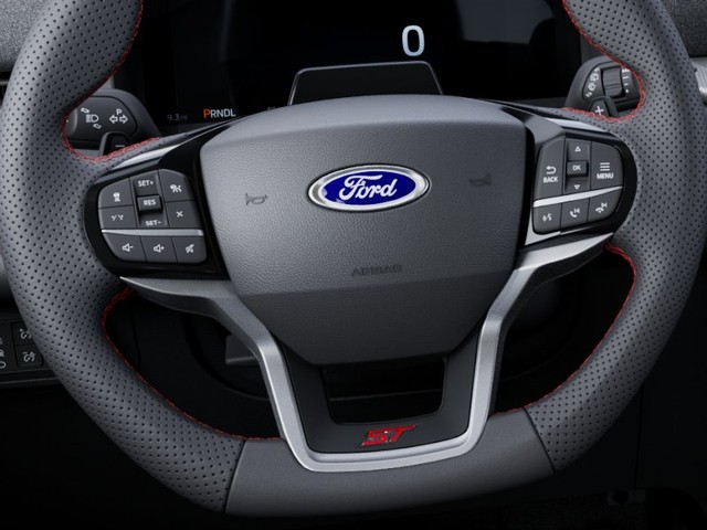 Ford Explorer Vehicle Full-screen Gallery Image 12