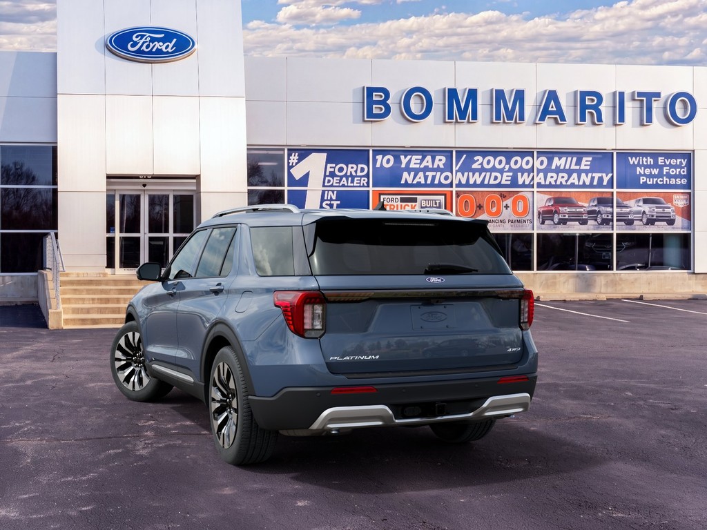 Ford Explorer Vehicle Full-screen Gallery Image 8