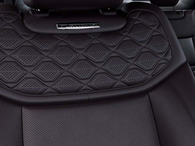 Ford Explorer Vehicle Full-screen Gallery Image 16