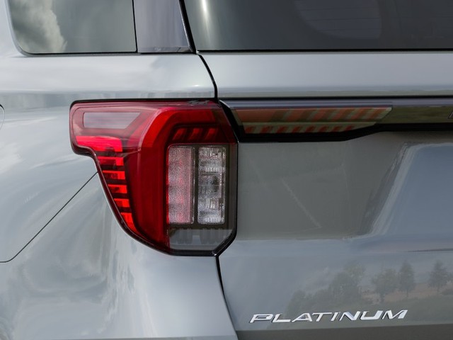 Ford Explorer Vehicle Full-screen Gallery Image 21
