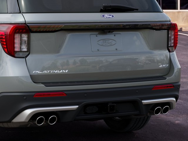 Ford Explorer Vehicle Full-screen Gallery Image 23