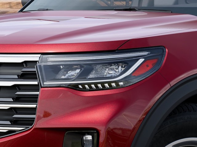 Ford Explorer Vehicle Full-screen Gallery Image 18