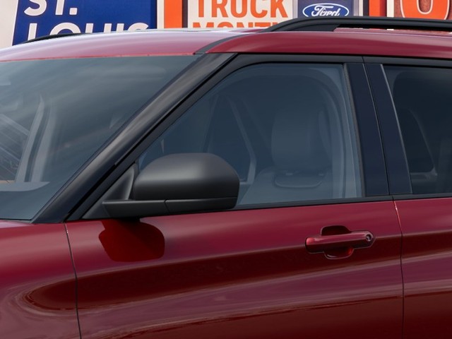 Ford Explorer Vehicle Full-screen Gallery Image 20