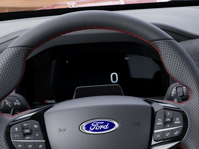 Ford Explorer Vehicle Full-screen Gallery Image 13