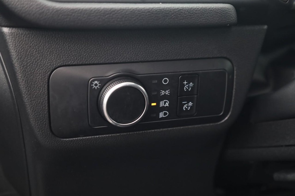 Ford Escape Vehicle Image 12