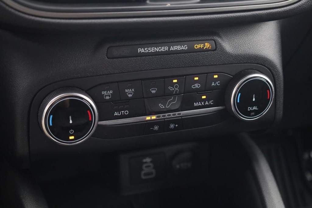 Ford Escape Vehicle Image 16