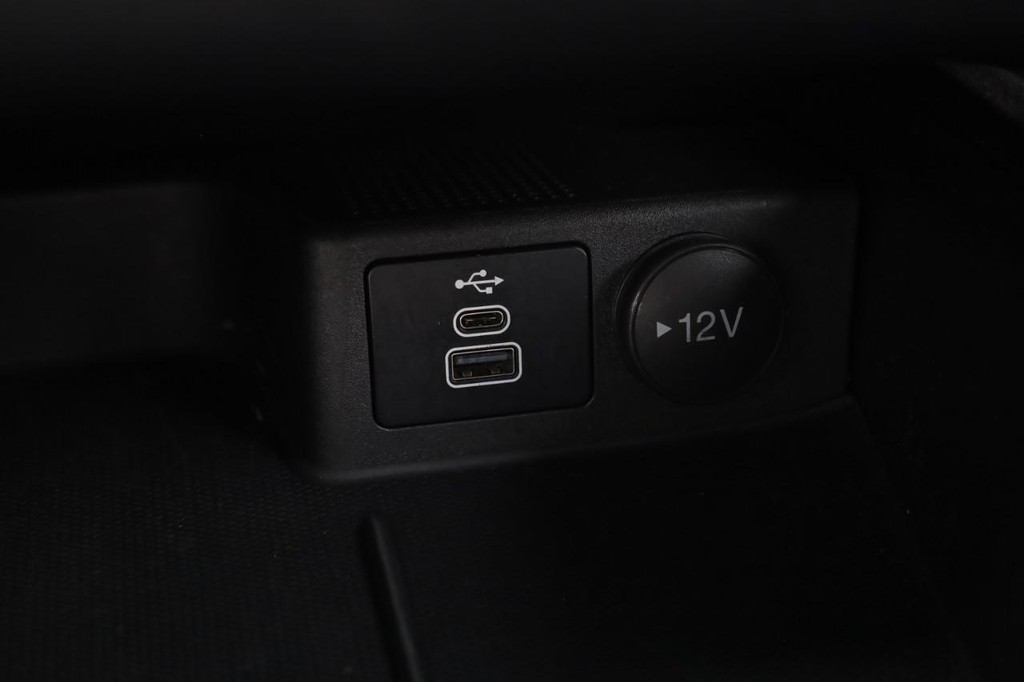 Ford Escape Vehicle Image 17