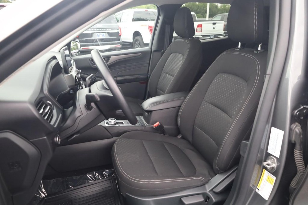 Ford Escape Vehicle Image 19