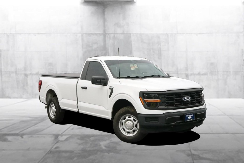 Ford F-150 Vehicle Full-screen Gallery Image 2