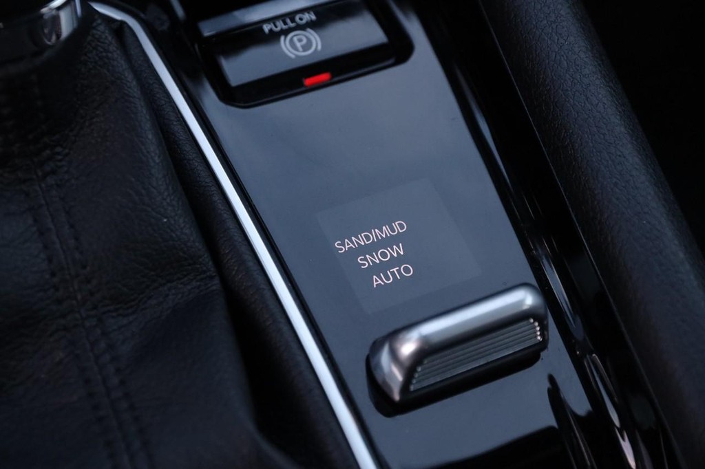 Jeep Compass Vehicle Image 19