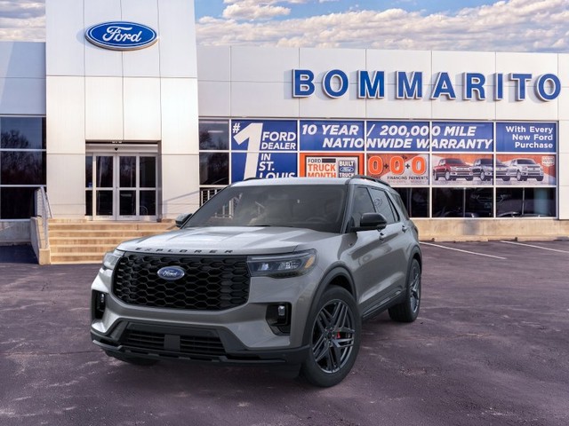 Ford Explorer Vehicle Image 02