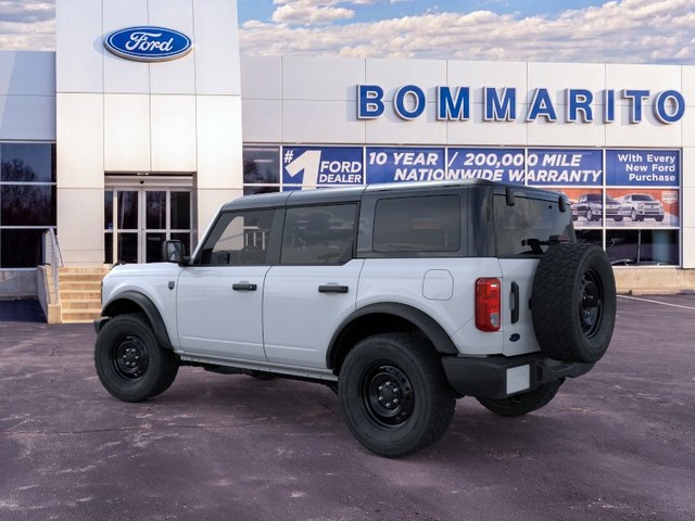 Ford Bronco Vehicle Image 04