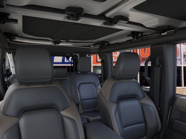 Ford Bronco Vehicle Image 12