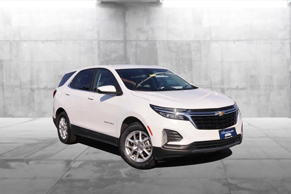 Chevrolet Equinox Vehicle Full-screen Gallery Image 02