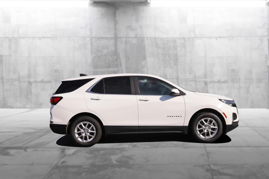 Chevrolet Equinox Vehicle Full-screen Gallery Image 05