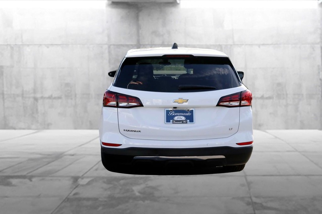 Chevrolet Equinox Vehicle Full-screen Gallery Image 06