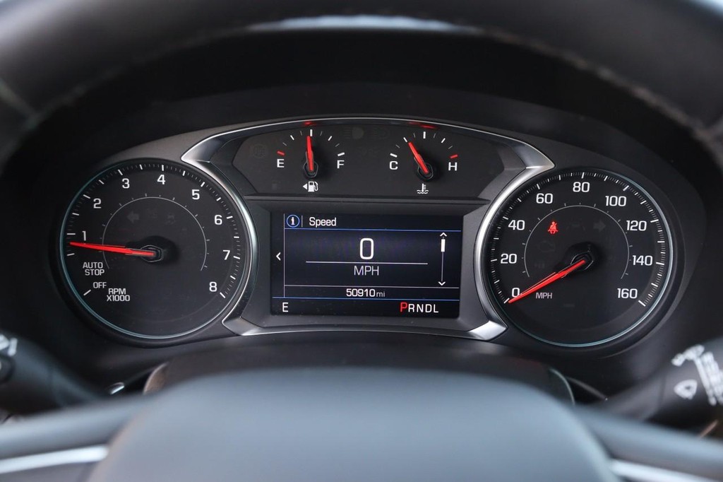 Chevrolet Equinox Vehicle Full-screen Gallery Image 14