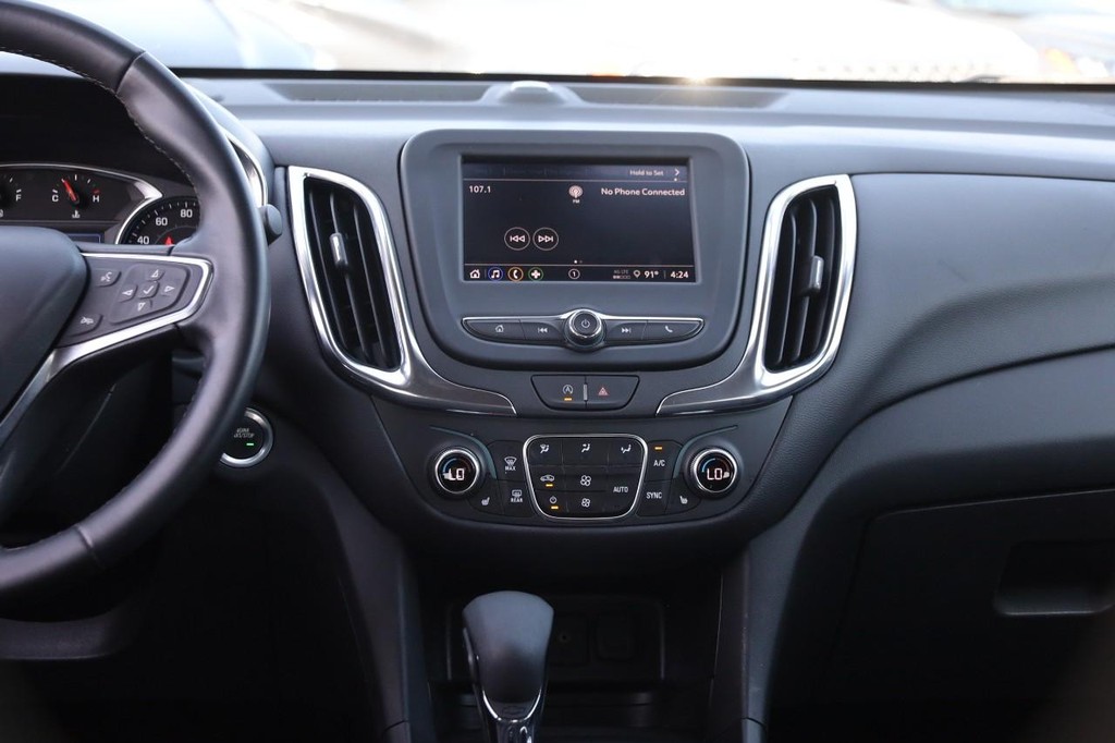 Chevrolet Equinox Vehicle Full-screen Gallery Image 25