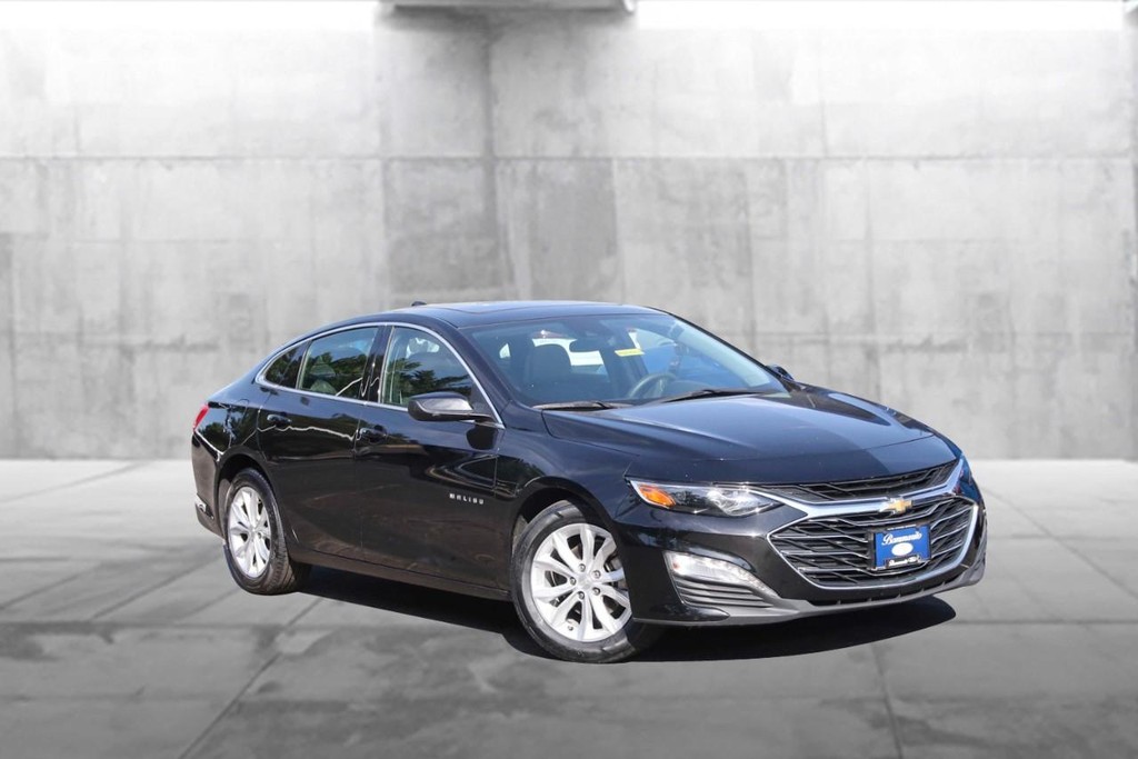 Chevrolet Malibu Vehicle Full-screen Gallery Image 30