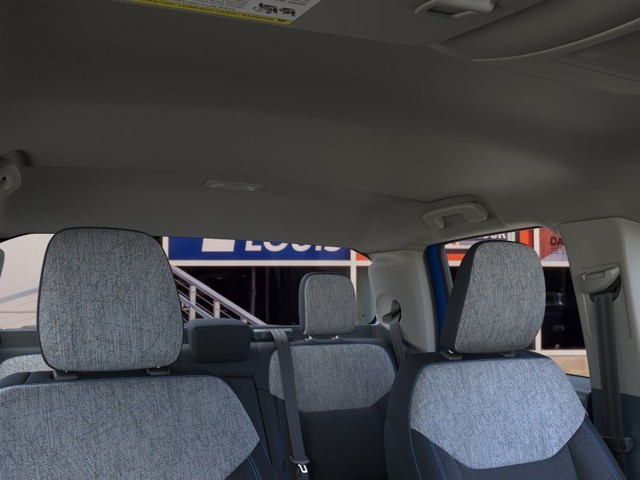 Ford Maverick Vehicle Image 12