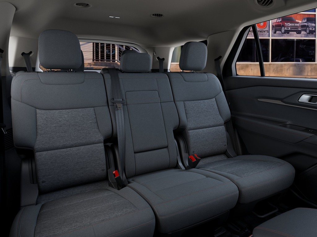 Ford Explorer Vehicle Image 11