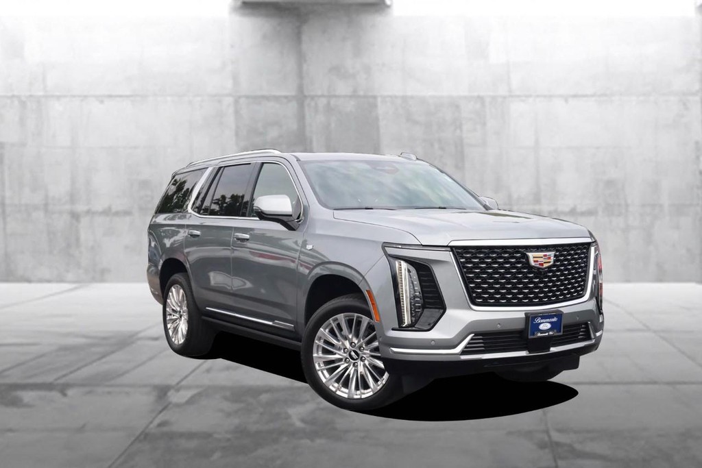 Cadillac Escalade Vehicle Full-screen Gallery Image 02