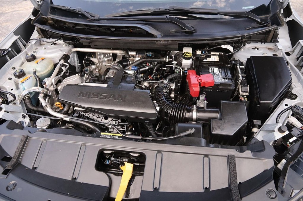 Nissan Rogue Vehicle Image 28