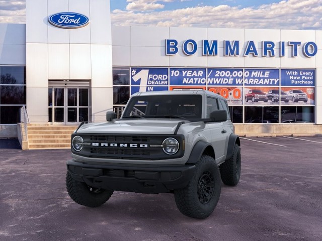 Ford Bronco Vehicle Image 02