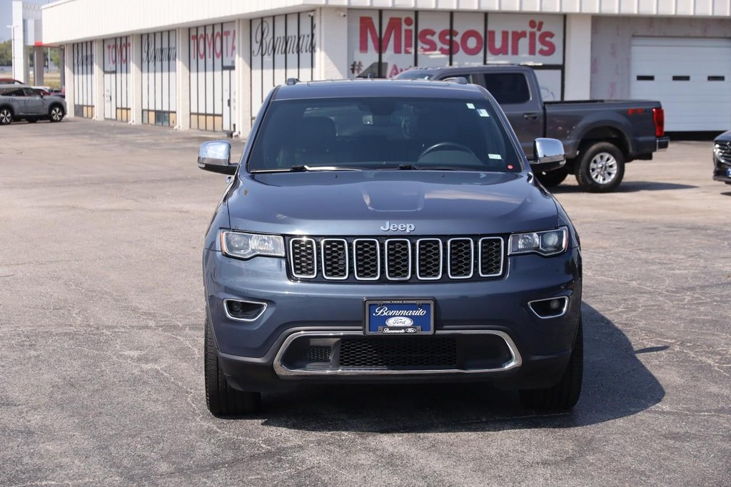 Jeep Grand Cherokee Vehicle Full-screen Gallery Image 4