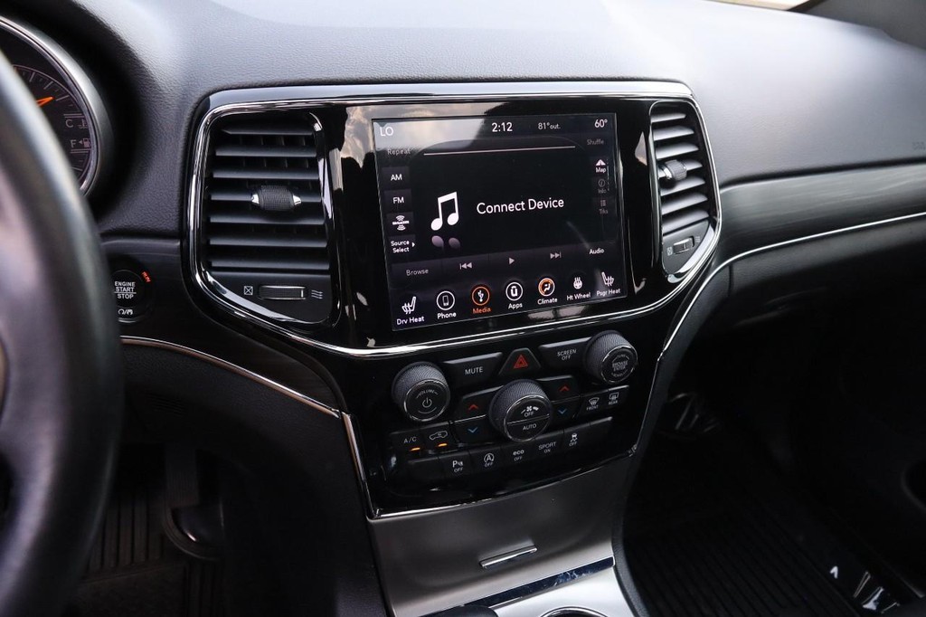 Jeep Grand Cherokee Vehicle Full-screen Gallery Image 17