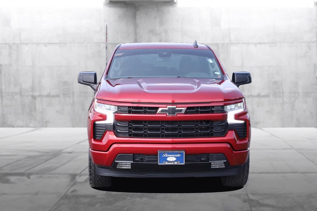 Chevrolet Silverado 1500 Vehicle Full-screen Gallery Image 04