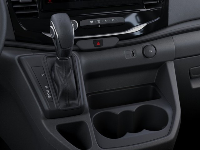 Ford Transit-350 Vehicle Full-screen Gallery Image 15