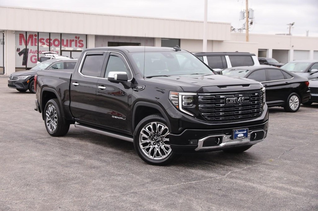 GMC Sierra 1500 Vehicle Full-screen Gallery Image 2