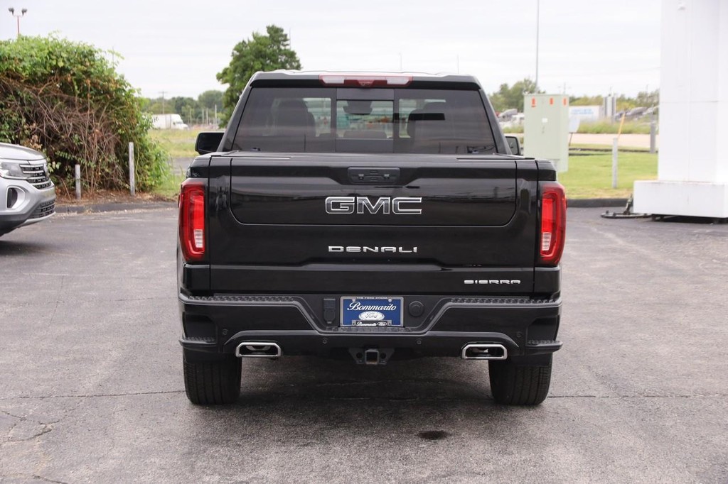 GMC Sierra 1500 Vehicle Full-screen Gallery Image 6