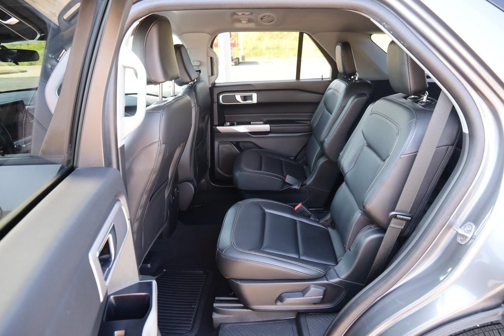 2024 Ford Explorer XLT - Photo 10