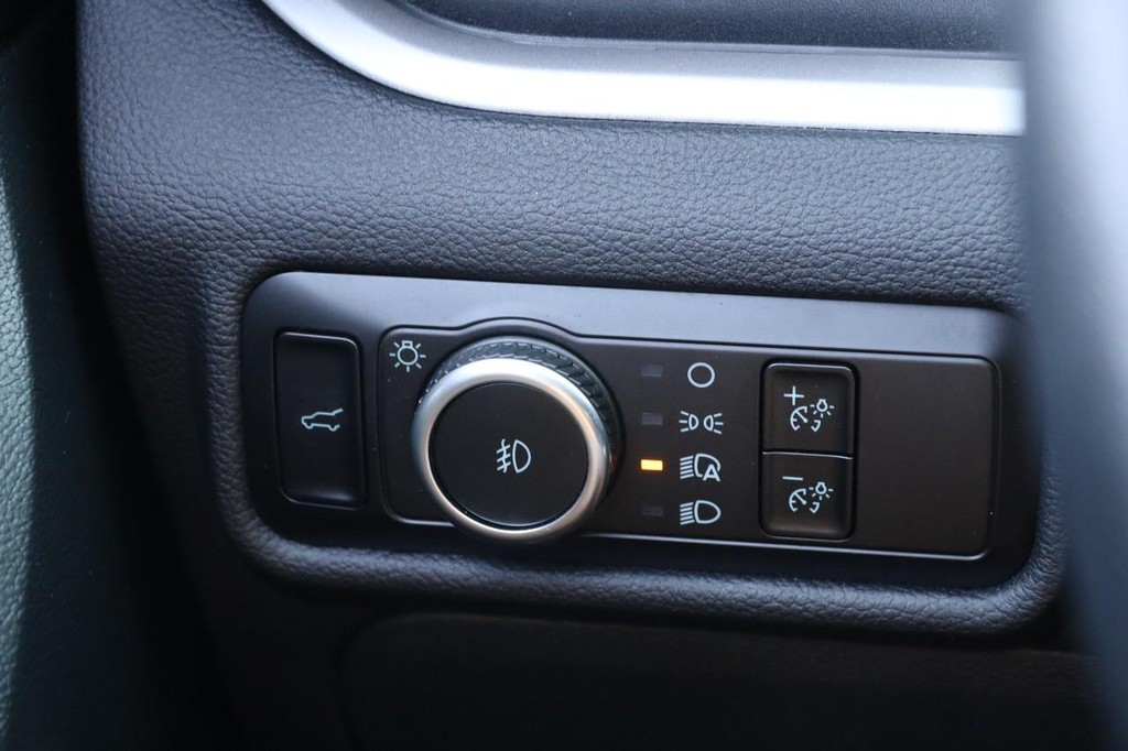 2024 Ford Explorer XLT - Photo 22