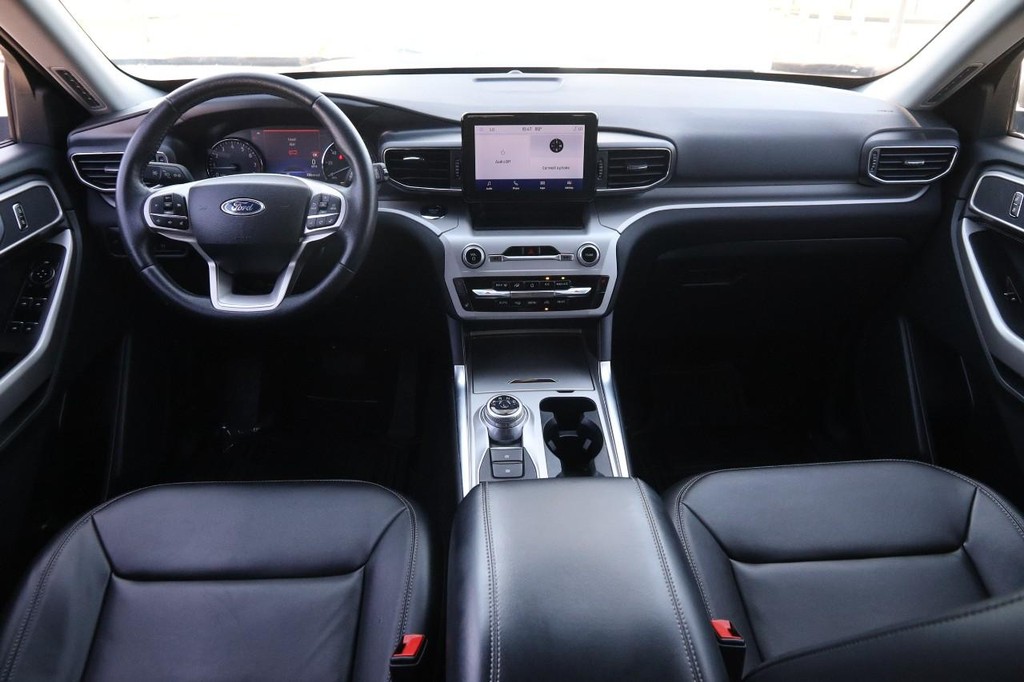 2024 Ford Explorer XLT - Photo 23