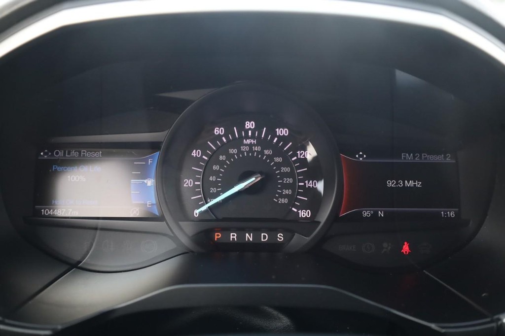 Ford Edge Vehicle Full-screen Gallery Image 13