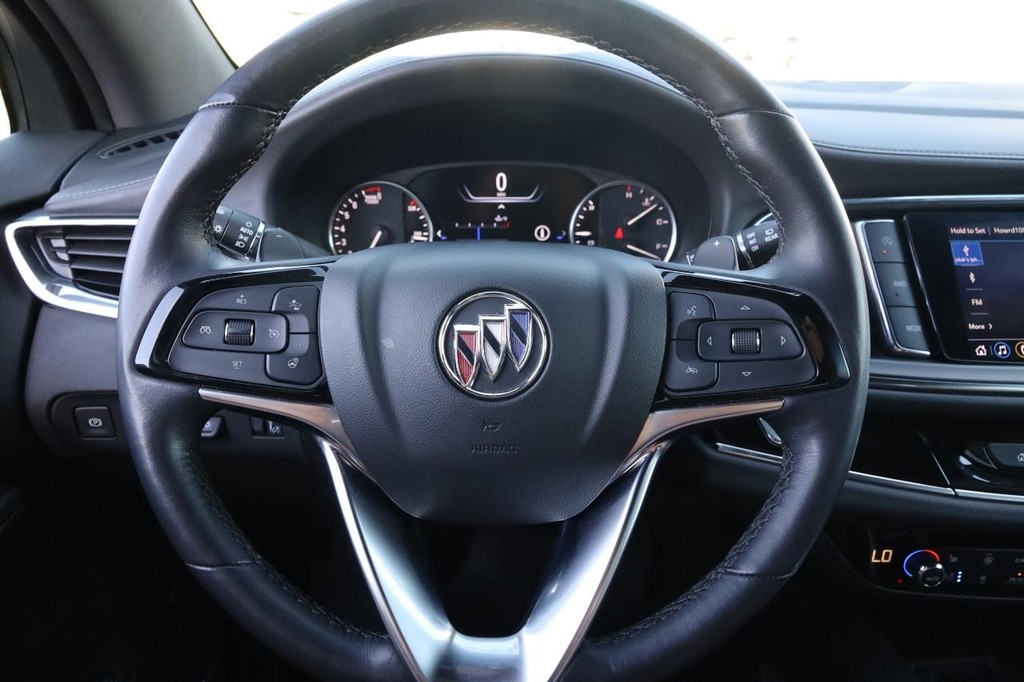 Buick Enclave Vehicle Full-screen Gallery Image 13