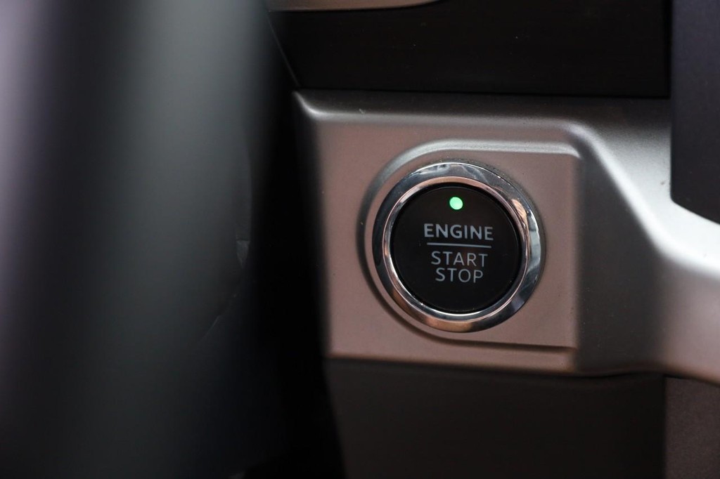 Ford F-150 Vehicle Full-screen Gallery Image 15